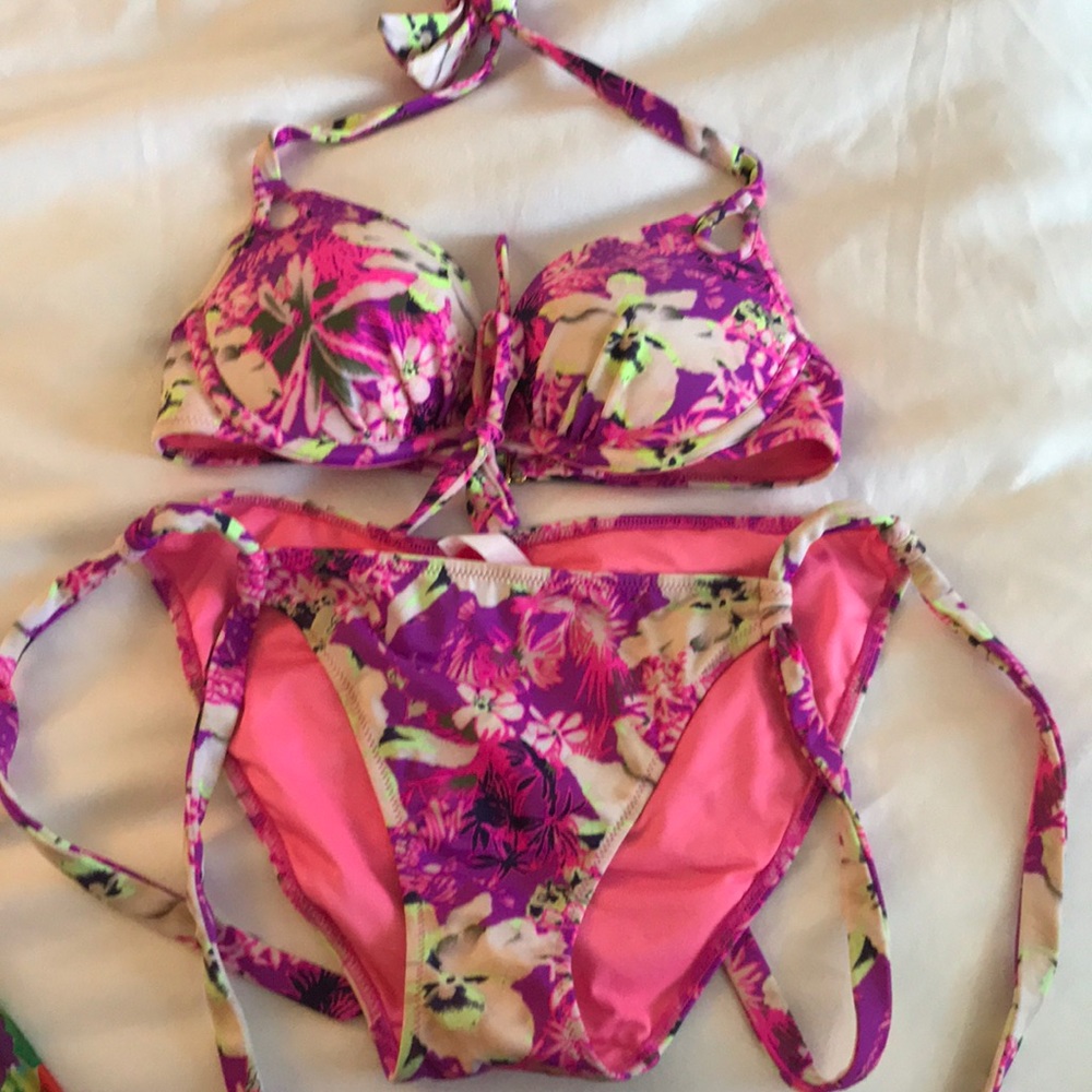 VS Bikini Set